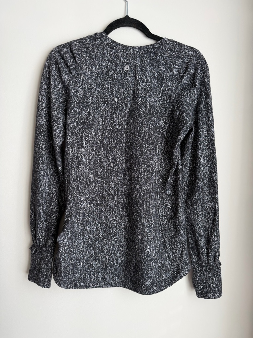 Lululemon Extra Mile Long Sleeve - Picture 3 of 7